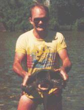 Another picture of me
holding snapping turtle